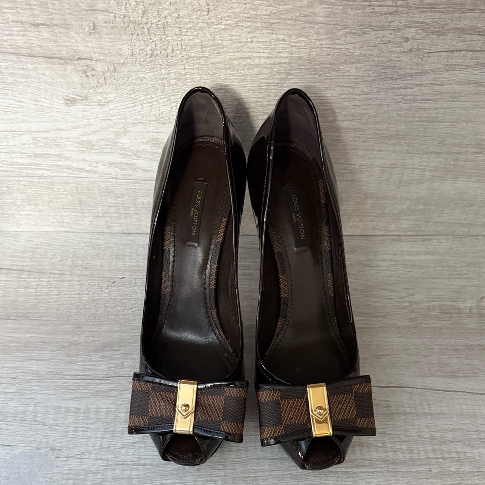 Louis Vuitton Valentine Damier Ebene Brown Patent Leather Peep-Toe Heels 38.5 - Picture 10 of 15